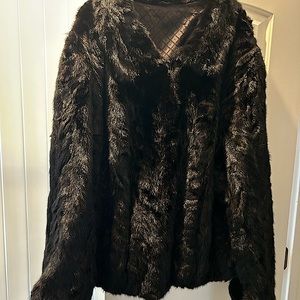 Men’s mink jacket w/detachable hood.